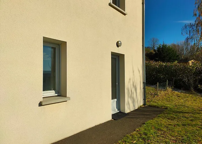Cosy Avec Vue Panoramique Sur Le Cantal Apartamento *