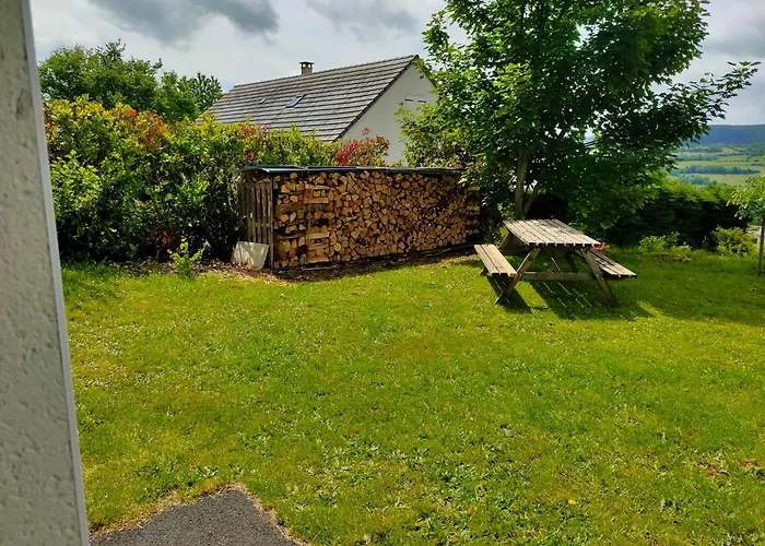 Apartamento Cosy Avec Vue Panoramique Sur Le Cantal *